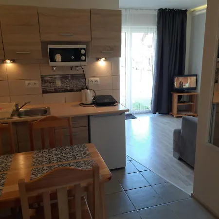 Apartamenty Obok Ruin Trzęsacz Exterior foto